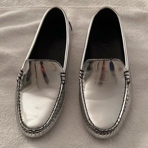 M. Gemi Feliz style loafer in Chrome/silver.  size 38.5. / size 8